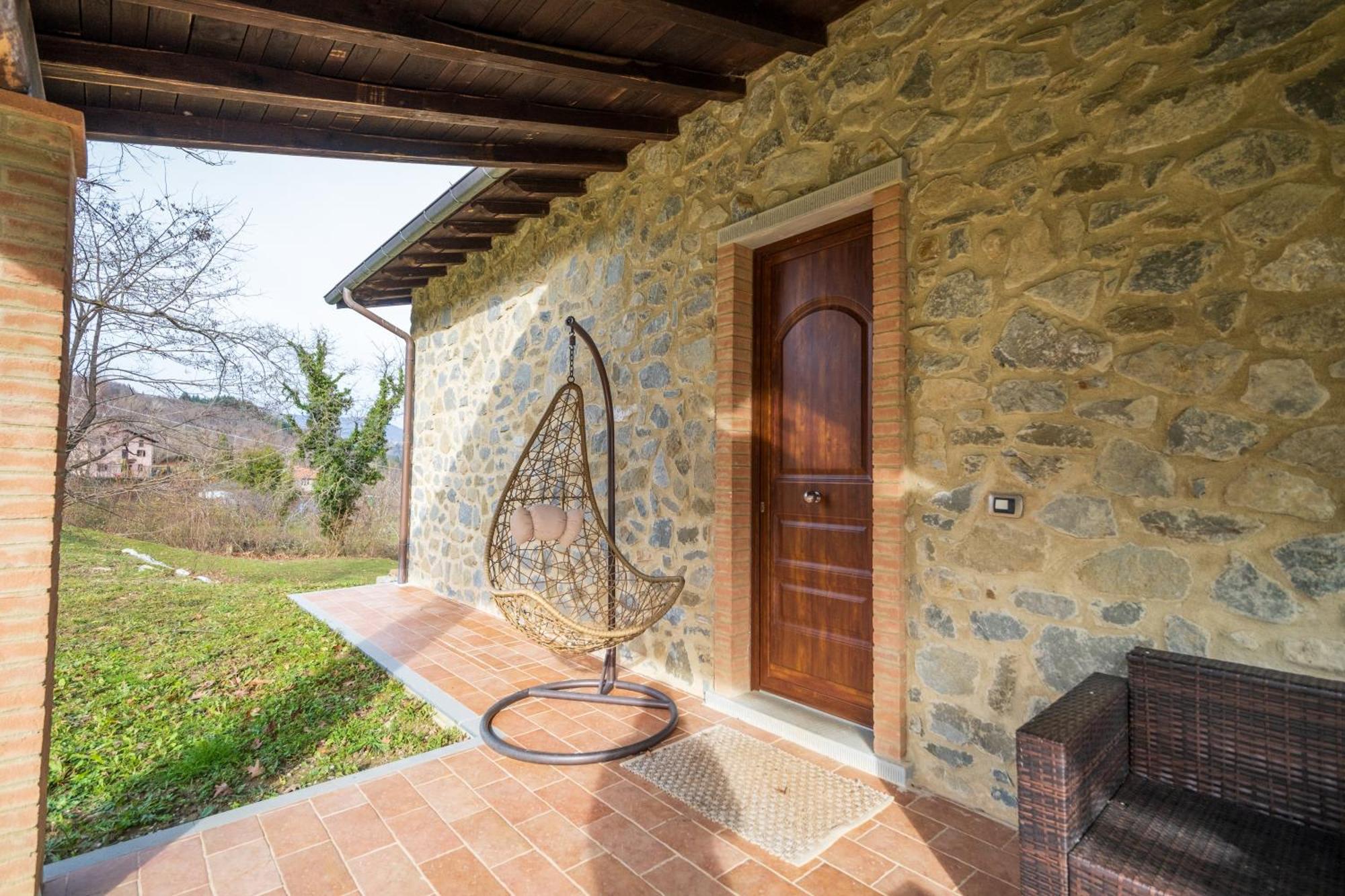 Agriturismo Borgo Biaia Camporgiano Exterior foto